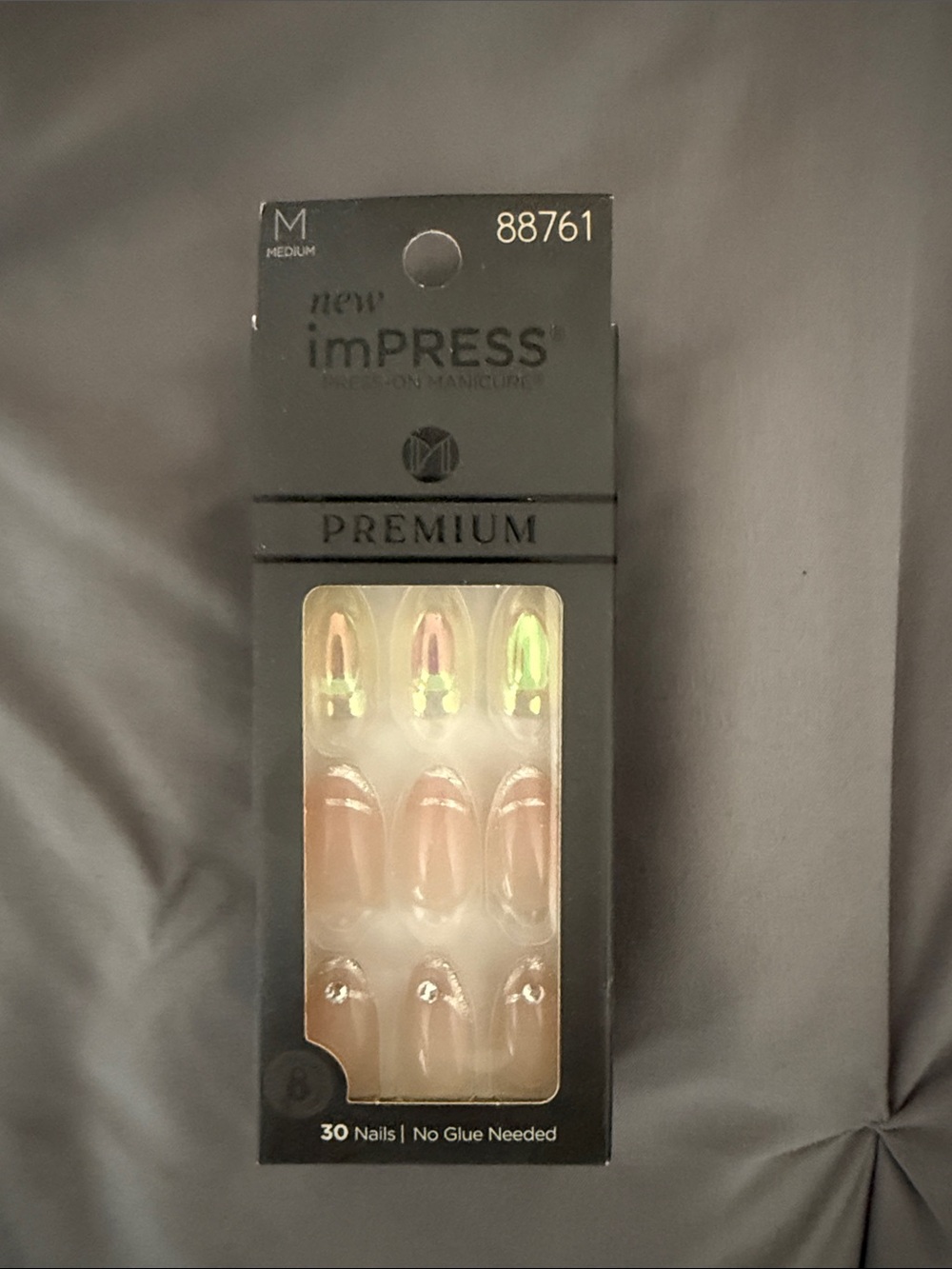 imPRESS Press-On Nails Nude with Iridescent Accent Tips